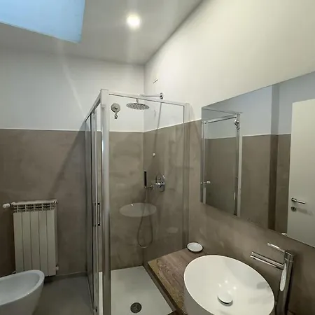 Brunacci Suite, 5 Min To Navigli Апартаменты *