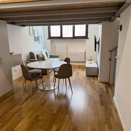 Brunacci Suite, 5 Min To Navigli *