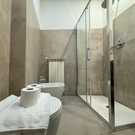Brunacci Suite, 5 Min To Navigli Апартаменты *